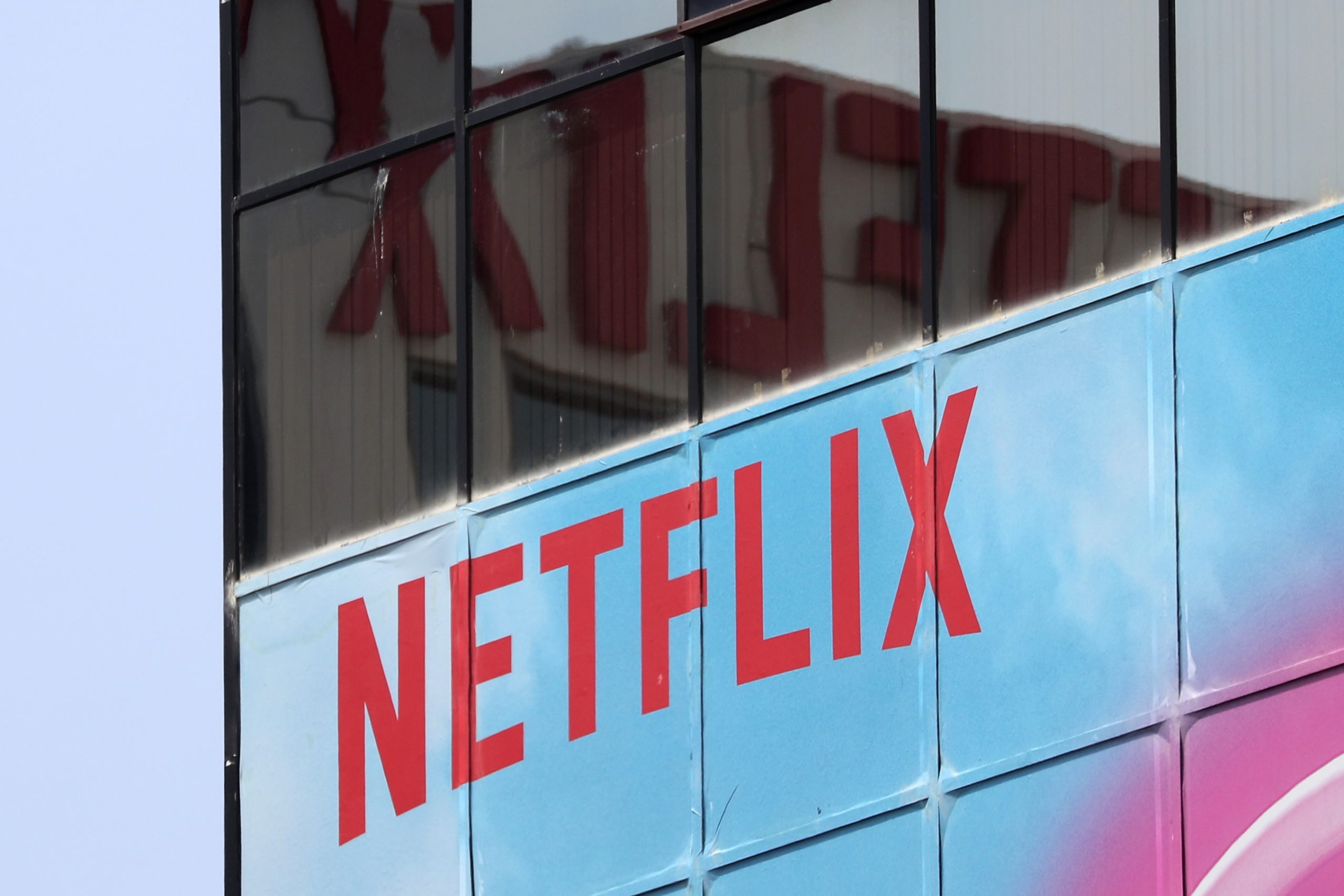 Netflix ngừng phát trực tuyến ở Nga