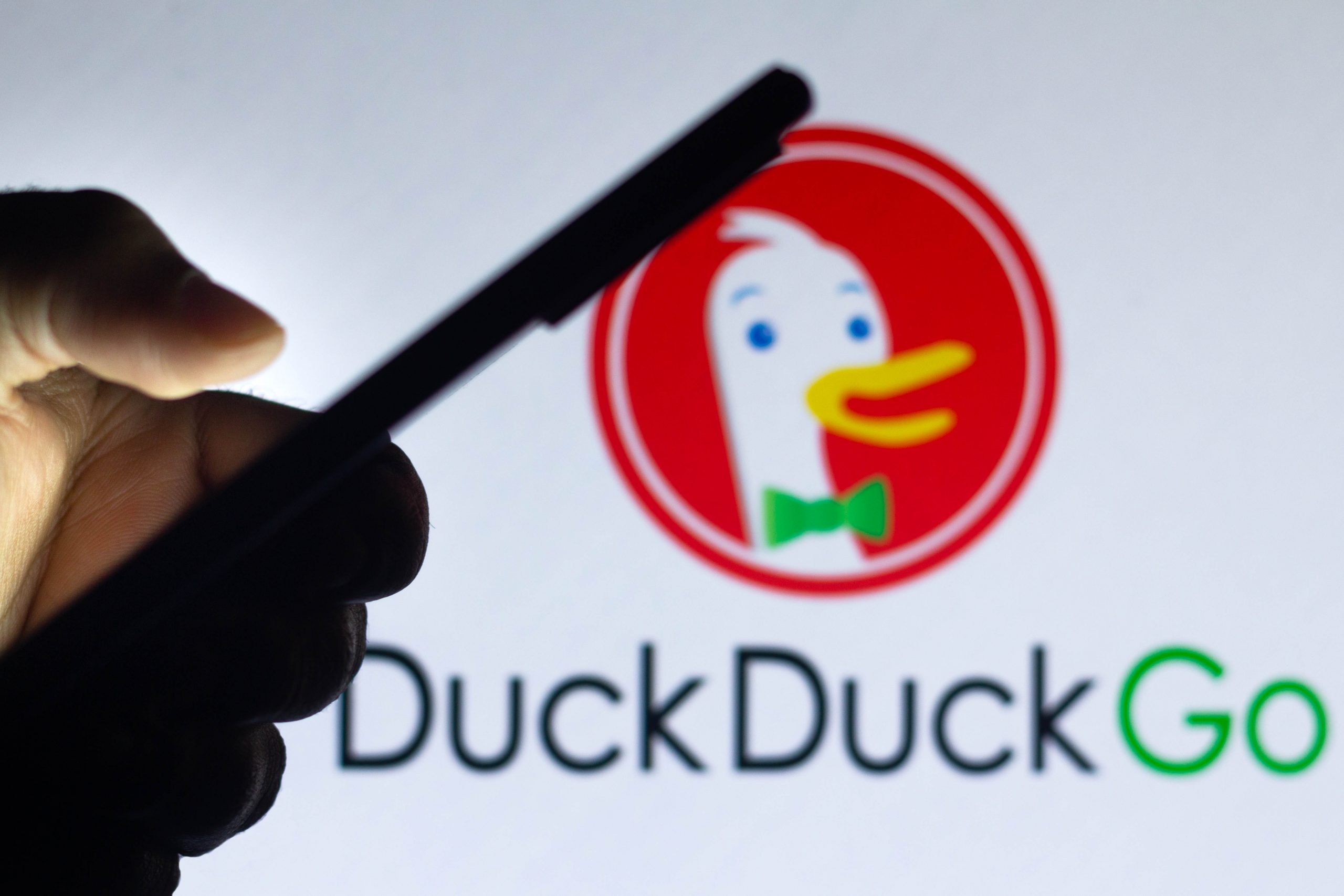 DuckDuckGo xóa kết quả tìm kiếm cho các trang web vi phạm bản quyền lớn