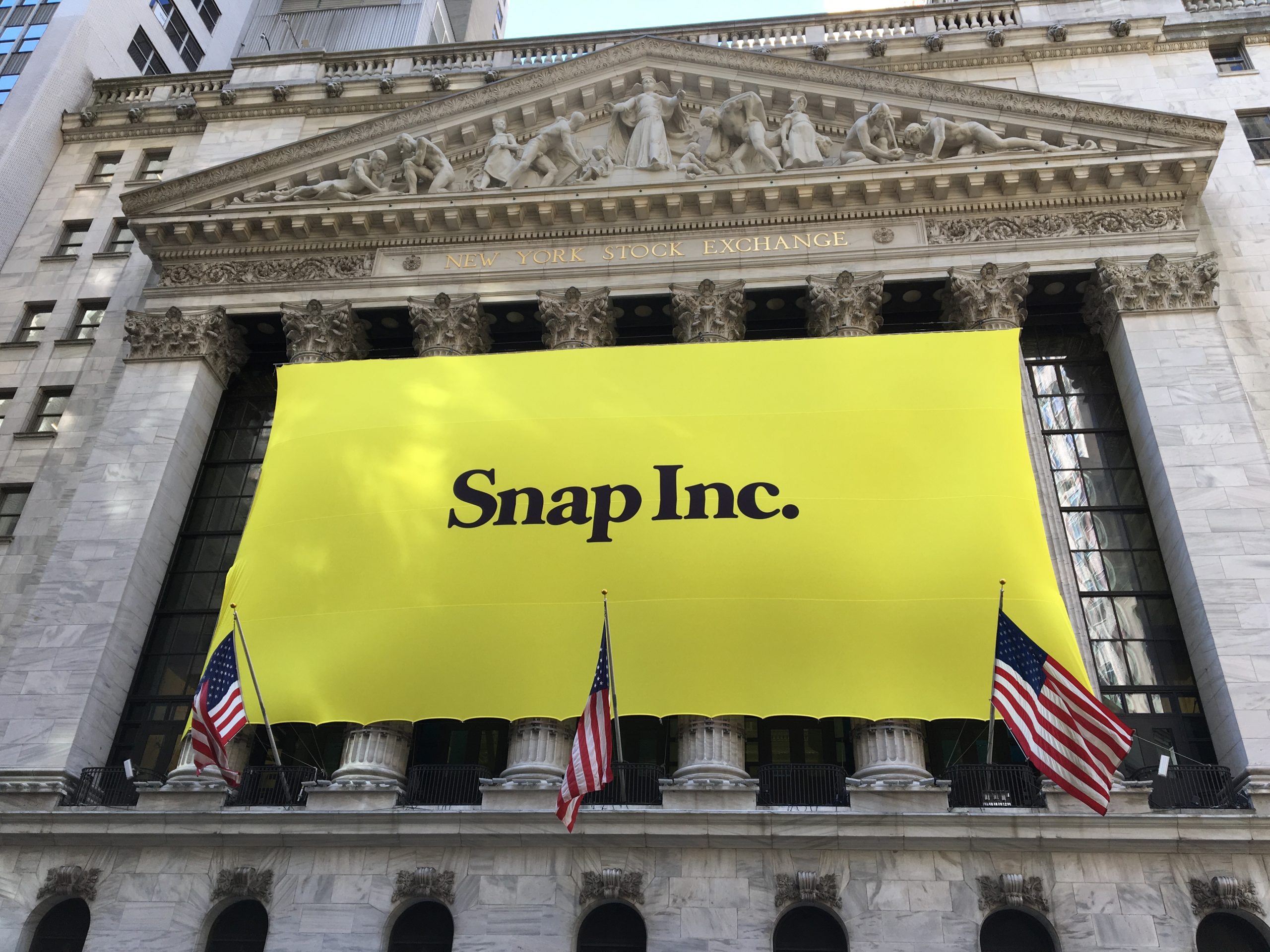 Snapchat bắt đầu thử nghiệm cấp đăng ký trả phí