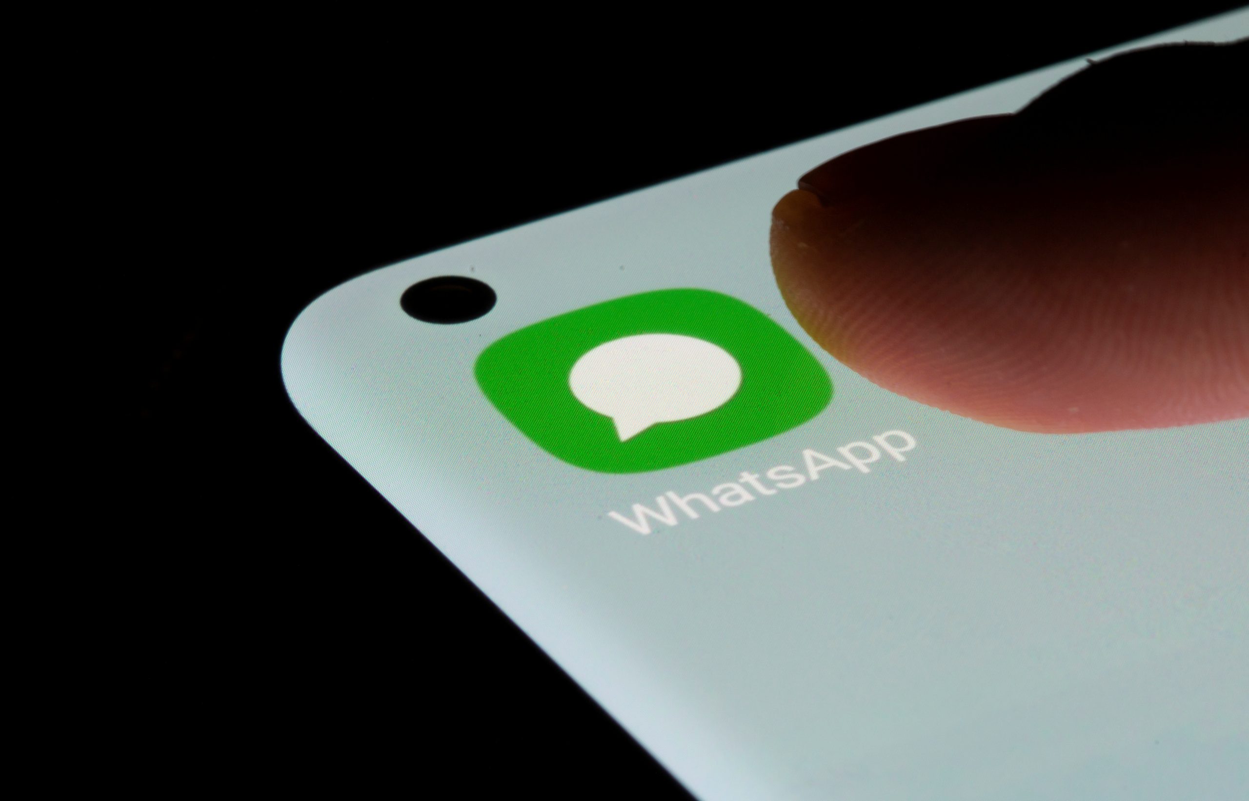 WhatsApp hiện cho phép bạn tắt tiếng và nhắn tin cho từng người dùng trong các cuộc gọi nhóm