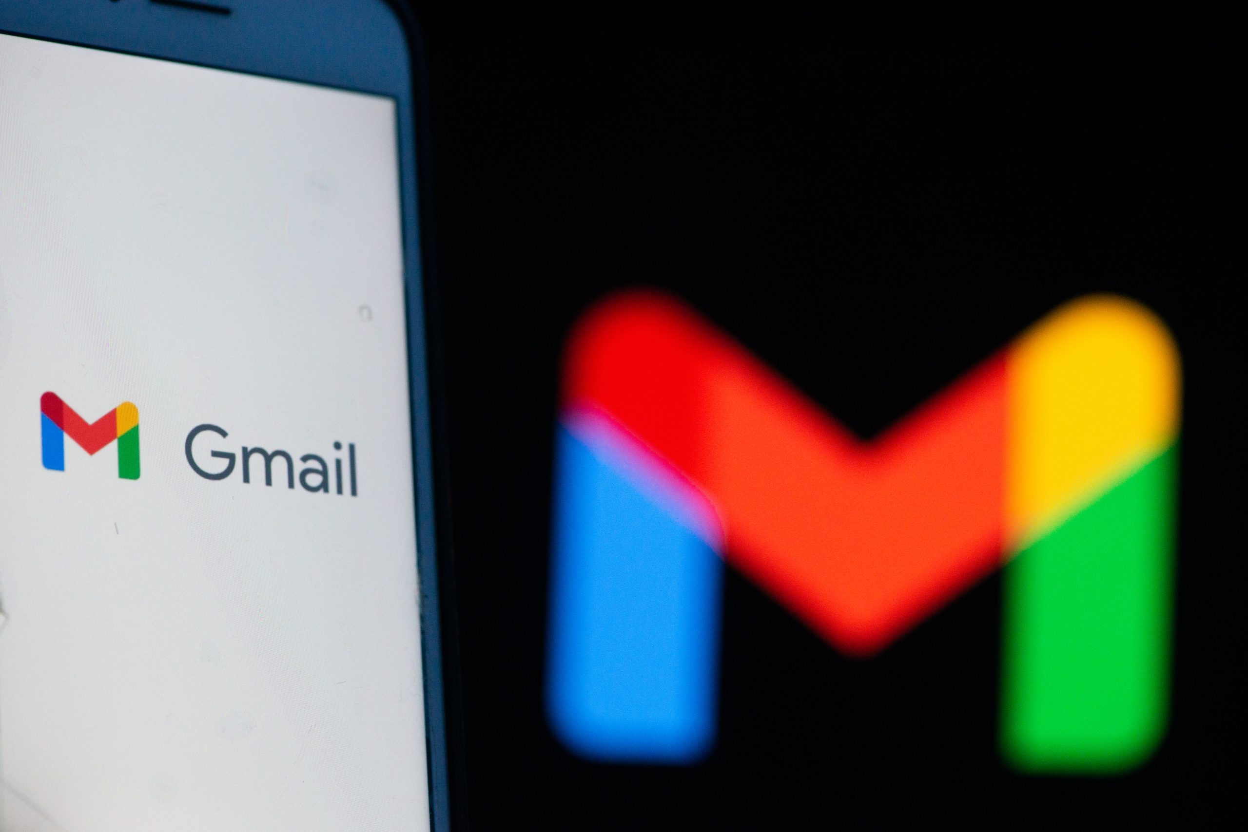 The Morning After: Google cố gắng giữ cho các email chiến dịch chính trị không bị spam trong Gmail
