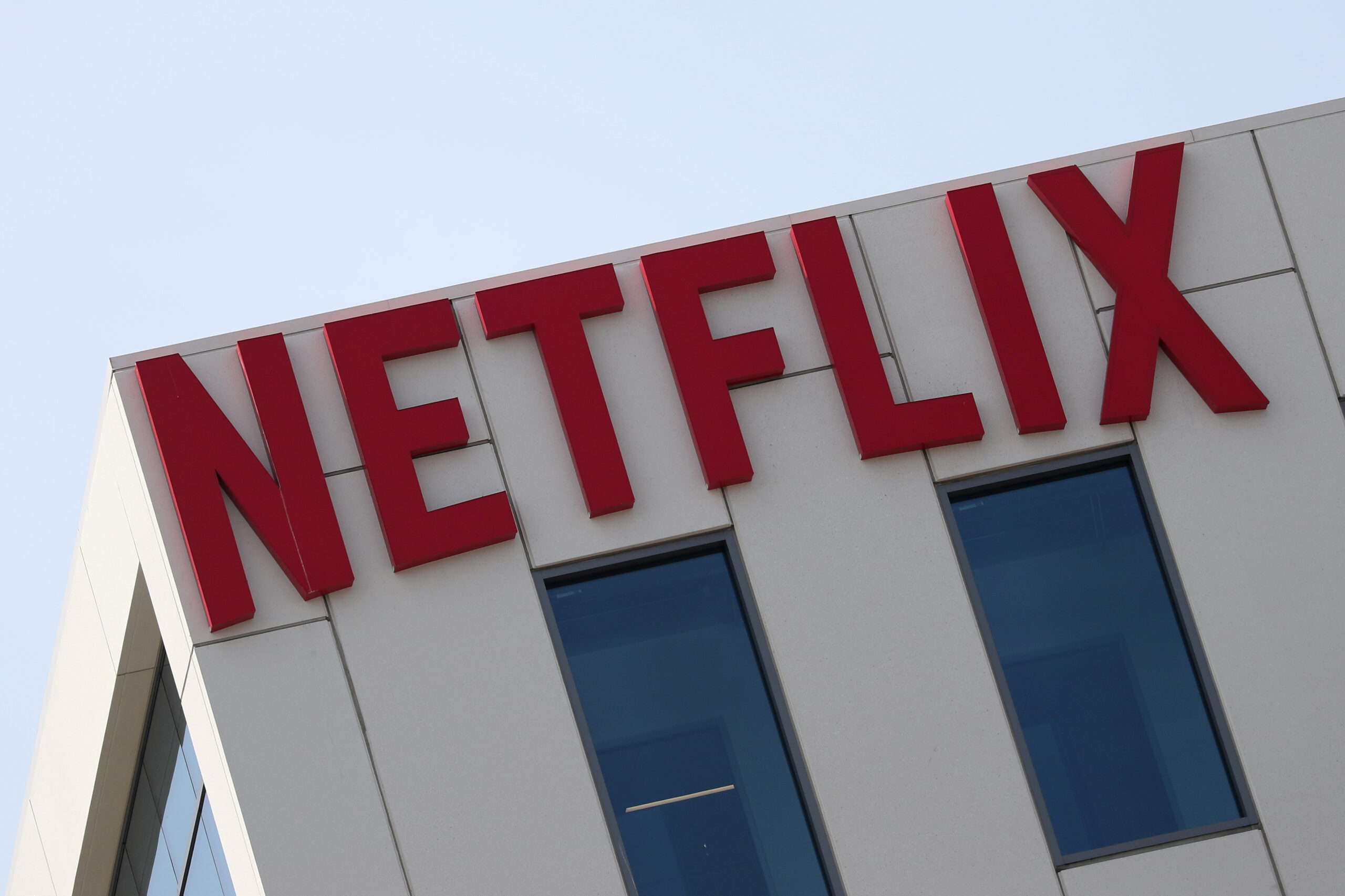 Netflix hợp tác với Microsoft để có cấp đăng ký hỗ trợ quảng cáo sắp tới