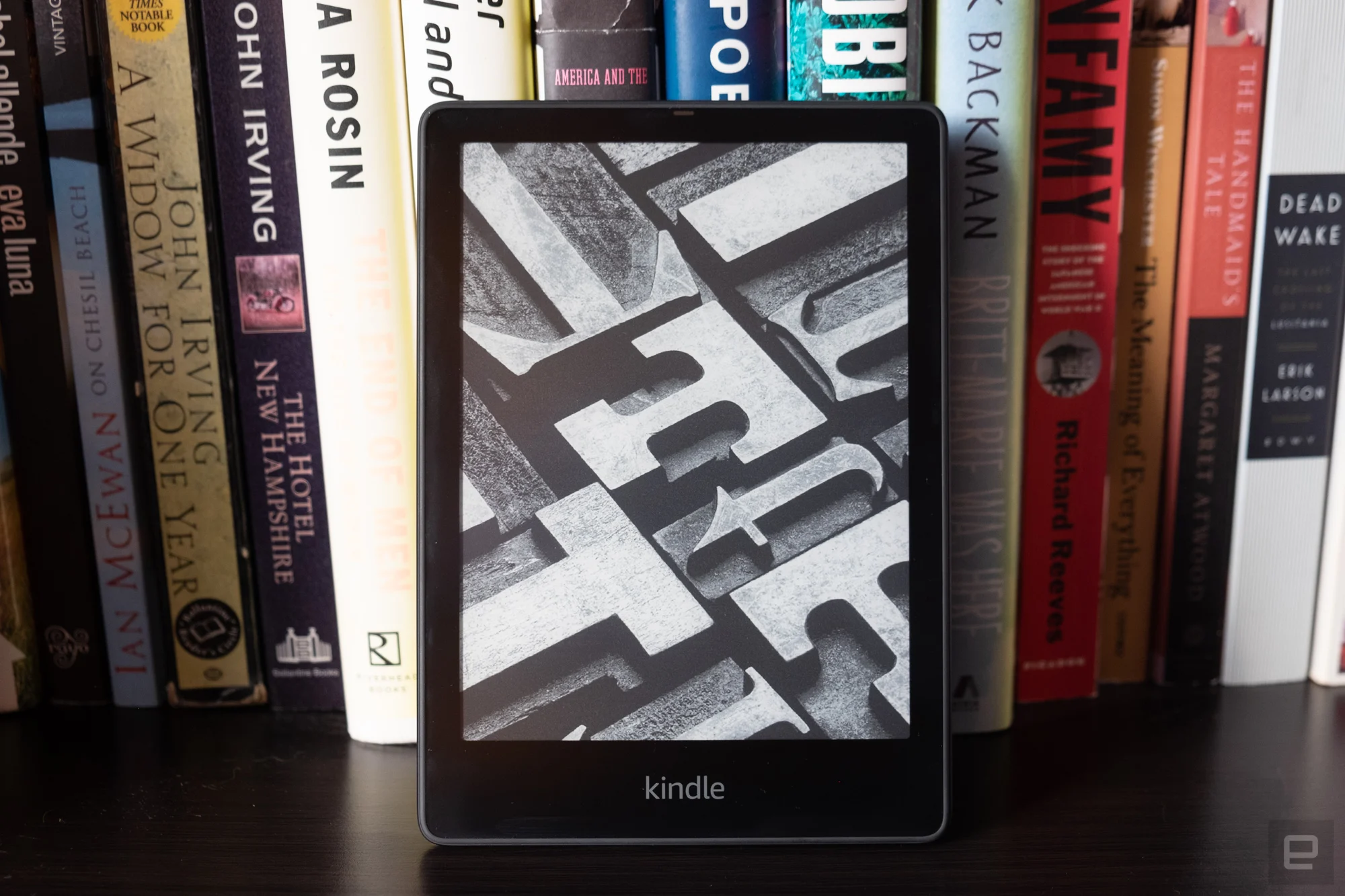 Kindle Paperwhite Signature Edition của Amazon trở lại mức thấp kỷ lục 135 đô la