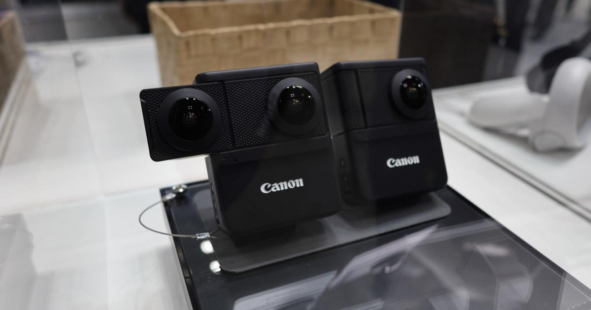 Canon chế tạo máy ảnh VR 180 độ nguyên mẫu