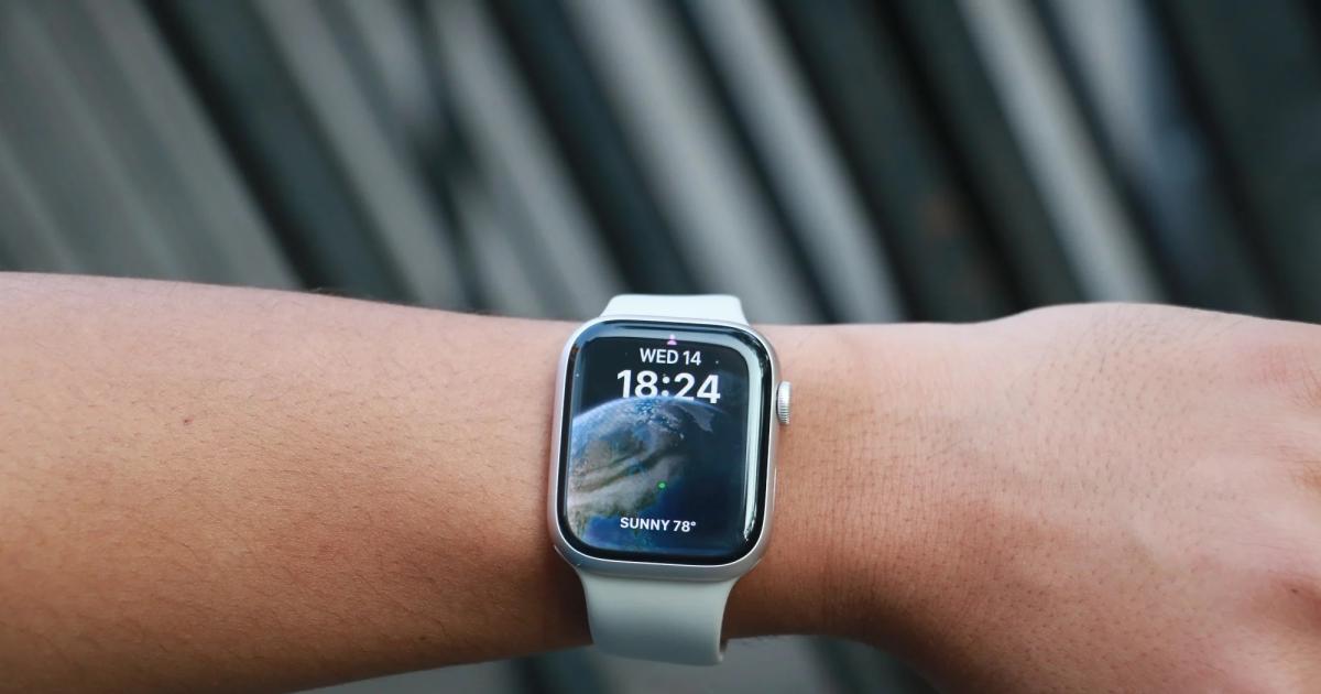 Apple Watch Series 8 được bán trở lại với giá $329